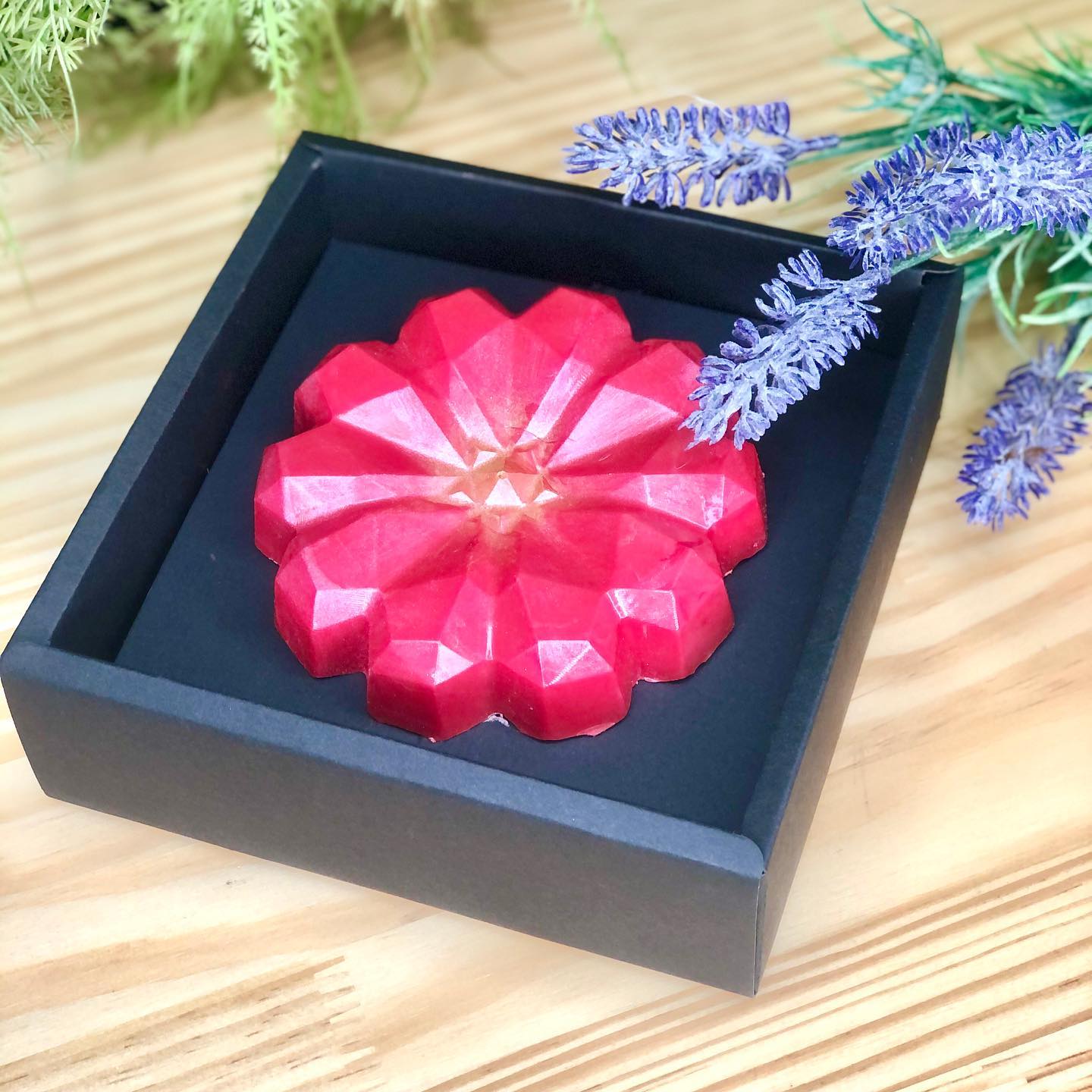 forma-de-chocolate-forma-de-chocolate-especial-3-partes-coracoes-lapidados-bwb9920-1